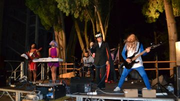MUSICA E DIVERTIMENTO CON...I PUFF PURPLE!