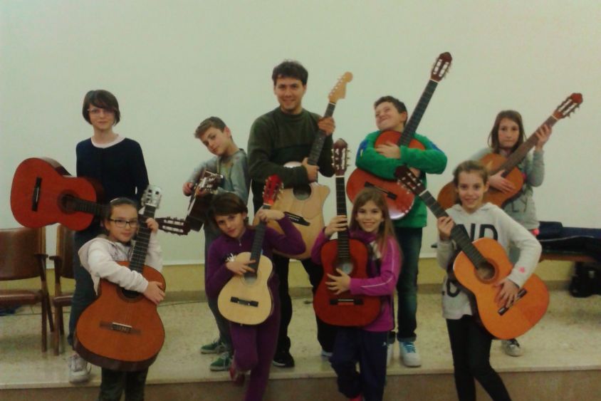 A Chitarra si gioca e si fa festa!
