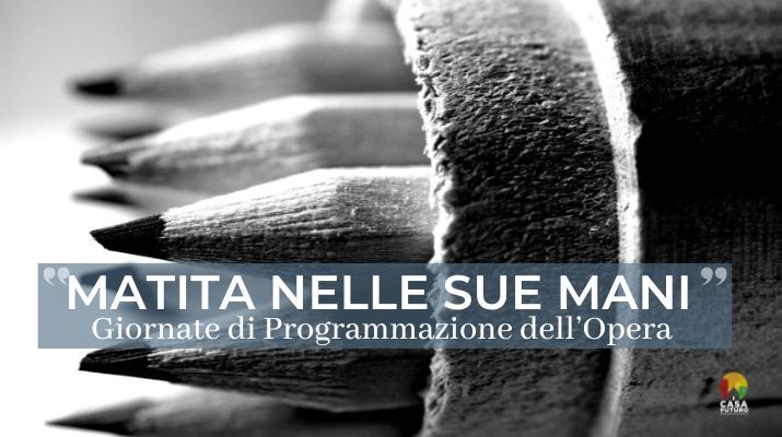 Matita nelle Sue mani